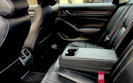 Honda Accord IX рестайлинг, 2017 год, 2 200 000 рублей, 6 фотография