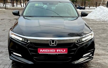 Honda Accord IX рестайлинг, 2017 год, 2 200 000 рублей, 8 фотография