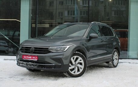 Volkswagen Tiguan II, 2021 год, 3 343 000 рублей, 1 фотография