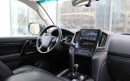 Toyota Land Cruiser 200, 2015 год, 5 440 000 рублей, 9 фотография