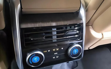 Land Rover Range Rover IV рестайлинг, 2023 год, 17 880 000 рублей, 11 фотография