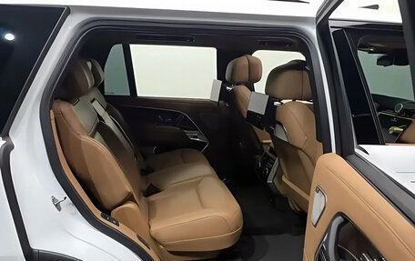 Land Rover Range Rover IV рестайлинг, 2023 год, 17 880 000 рублей, 14 фотография