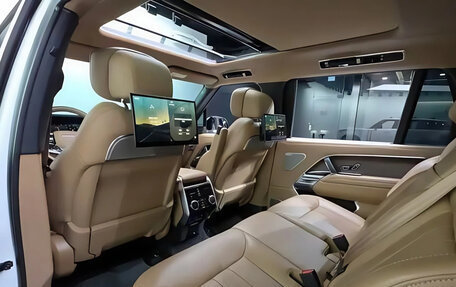 Land Rover Range Rover IV рестайлинг, 2023 год, 17 880 000 рублей, 15 фотография