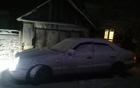 Mercedes-Benz E-Класс, 1997 год, 280 000 рублей, 9 фотография