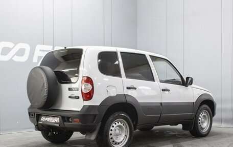 Chevrolet Niva I рестайлинг, 2019 год, 740 000 рублей, 2 фотография