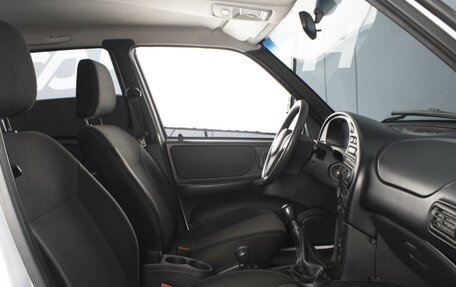 Chevrolet Niva I рестайлинг, 2019 год, 740 000 рублей, 7 фотография