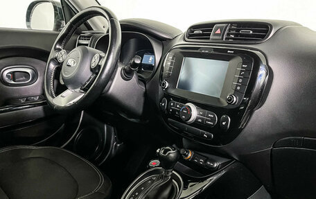 KIA Soul II рестайлинг, 2018 год, 1 777 000 рублей, 9 фотография