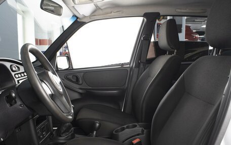 Chevrolet Niva I рестайлинг, 2019 год, 740 000 рублей, 8 фотография