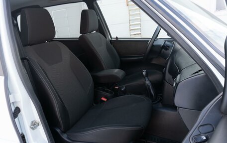 Chevrolet Niva I рестайлинг, 2018 год, 840 000 рублей, 8 фотография