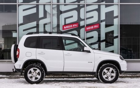 Chevrolet Niva I рестайлинг, 2018 год, 840 000 рублей, 5 фотография