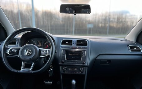 Volkswagen Polo VI (EU Market), 2018 год, 1 350 000 рублей, 11 фотография