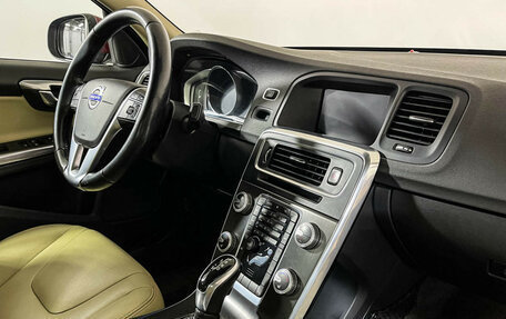 Volvo S60 III, 2014 год, 1 597 000 рублей, 9 фотография