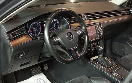 Volkswagen Passat B8 рестайлинг, 2015 год, 1 699 600 рублей, 7 фотография