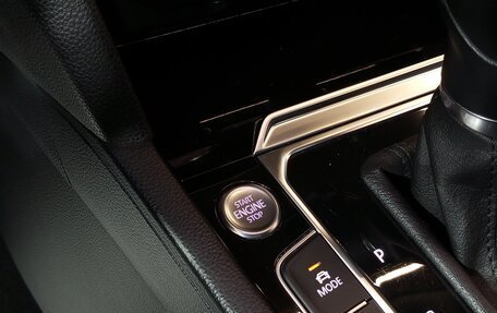 Volkswagen Passat B8 рестайлинг, 2015 год, 1 699 600 рублей, 15 фотография