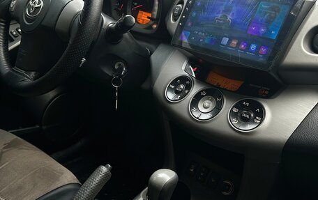 Toyota RAV4, 2006 год, 1 049 000 рублей, 4 фотография