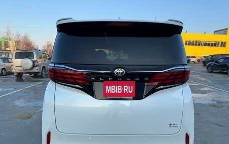 Toyota Alphard, 2023 год, 8 500 000 рублей, 10 фотография