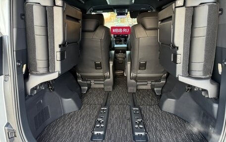 Toyota Alphard, 2023 год, 8 500 000 рублей, 15 фотография