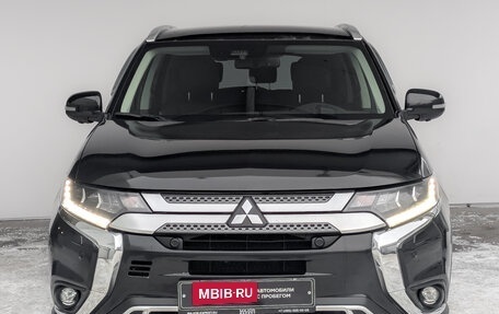 Mitsubishi Outlander III рестайлинг 3, 2019 год, 2 750 000 рублей, 2 фотография