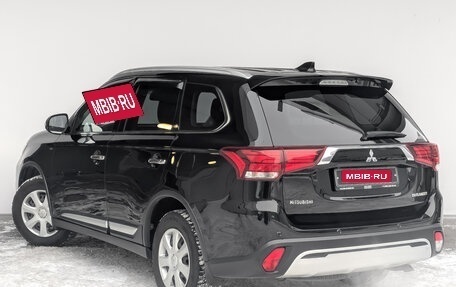 Mitsubishi Outlander III рестайлинг 3, 2019 год, 2 750 000 рублей, 7 фотография