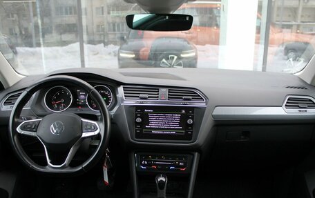 Volkswagen Tiguan II, 2021 год, 3 343 000 рублей, 11 фотография