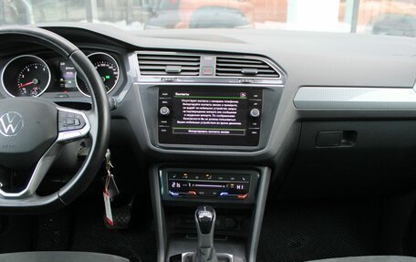 Volkswagen Tiguan II, 2021 год, 3 343 000 рублей, 12 фотография