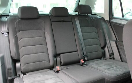 Volkswagen Tiguan II, 2021 год, 3 343 000 рублей, 10 фотография