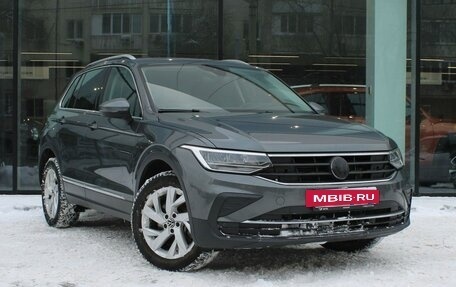Volkswagen Tiguan II, 2021 год, 3 343 000 рублей, 3 фотография