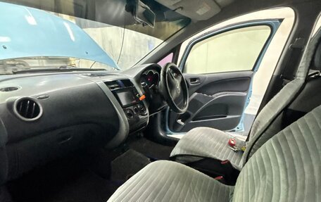 Mitsubishi Colt VI рестайлинг, 2003 год, 300 000 рублей, 4 фотография