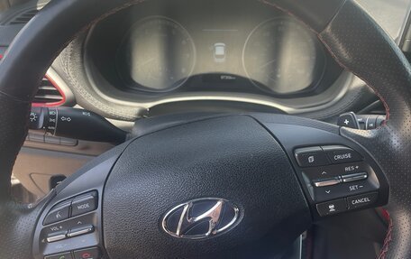 Hyundai Elantra VI рестайлинг, 2017 год, 2 000 000 рублей, 13 фотография