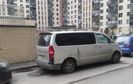 Hyundai Grand Starex Grand Starex I рестайлинг 2, 2009 год, 1 500 000 рублей, 3 фотография