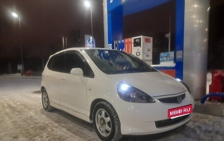 Honda Fit III, 2006 год, 389 000 рублей, 7 фотография