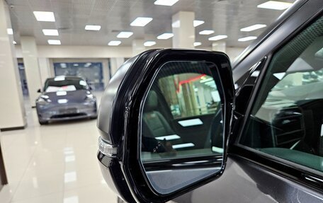 Toyota Sequoia, 2025 год, 14 690 000 рублей, 32 фотография