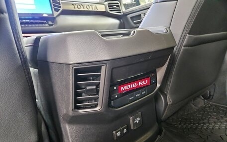 Toyota Sequoia, 2025 год, 14 690 000 рублей, 24 фотография