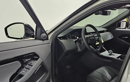 Land Rover Range Rover Evoque II, 2024 год, 5 385 000 рублей, 3 фотография