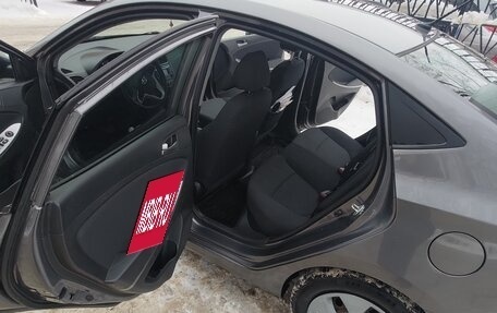 Hyundai Solaris II рестайлинг, 2016 год, 1 200 000 рублей, 9 фотография