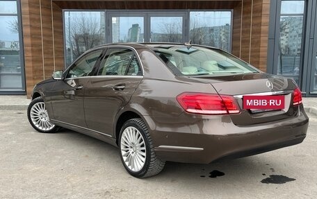 Mercedes-Benz E-Класс, 2015 год, 1 990 000 рублей, 6 фотография