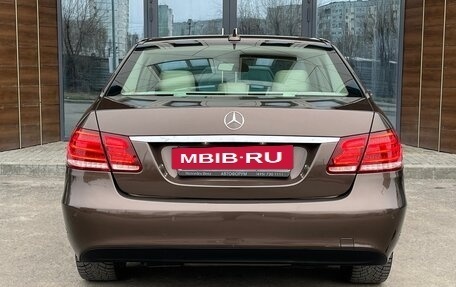 Mercedes-Benz E-Класс, 2015 год, 1 990 000 рублей, 8 фотография