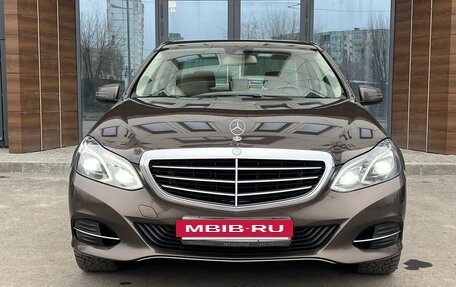 Mercedes-Benz E-Класс, 2015 год, 1 990 000 рублей, 13 фотография