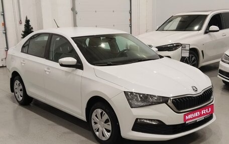 Skoda Rapid II, 2021 год, 1 420 000 рублей, 3 фотография