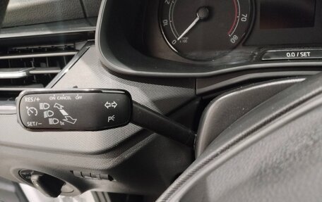 Skoda Rapid II, 2021 год, 1 420 000 рублей, 12 фотография