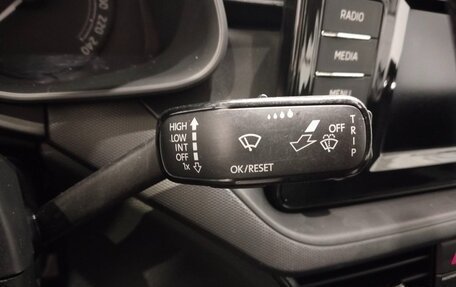 Skoda Rapid II, 2021 год, 1 420 000 рублей, 13 фотография