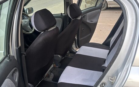 Toyota Vitz, 2000 год, 255 000 рублей, 11 фотография