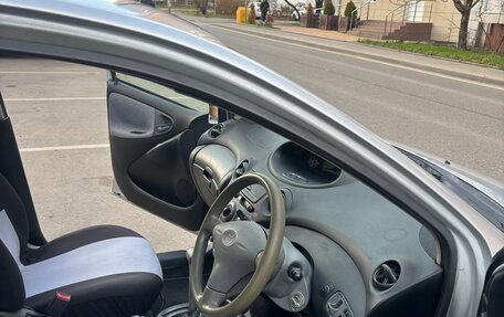 Toyota Vitz, 2000 год, 255 000 рублей, 9 фотография