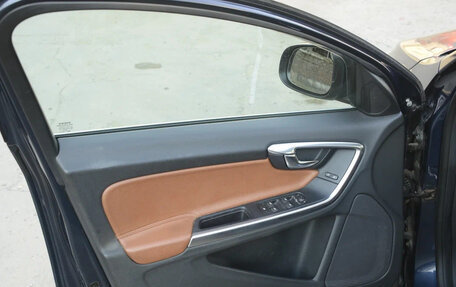 Volvo S60 III, 2010 год, 850 000 рублей, 10 фотография