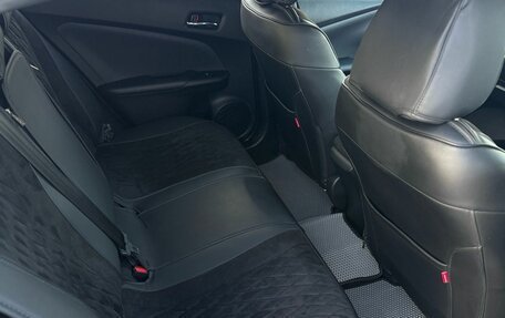 Toyota Prius IV XW50, 2017 год, 2 250 000 рублей, 14 фотография