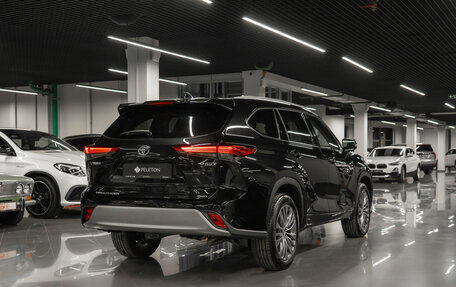 Toyota Highlander, 2025 год, 5 800 000 рублей, 5 фотография