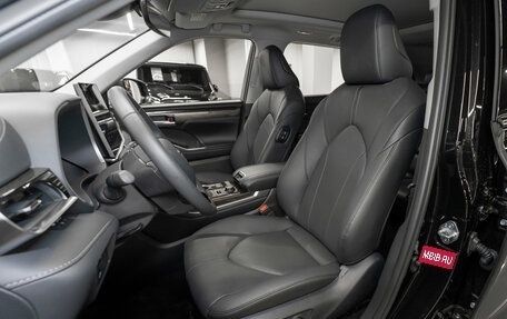 Toyota Highlander, 2025 год, 5 800 000 рублей, 9 фотография