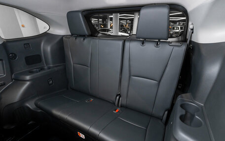 Toyota Highlander, 2025 год, 5 800 000 рублей, 15 фотография