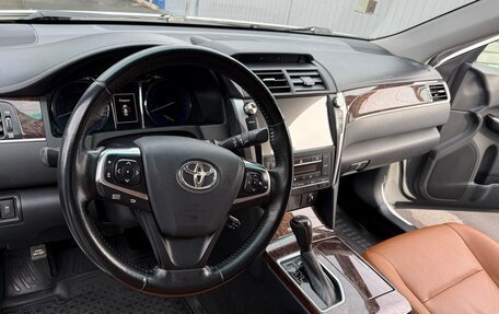 Toyota Camry, 2017 год, 2 330 000 рублей, 12 фотография