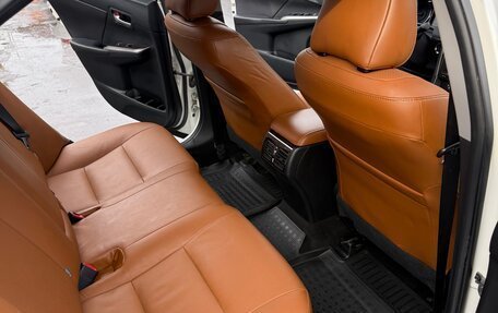 Toyota Camry, 2017 год, 2 330 000 рублей, 16 фотография